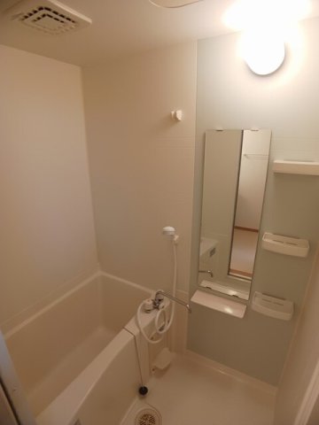 バス・シャワールーム　日々の疲れを癒すお風呂付です