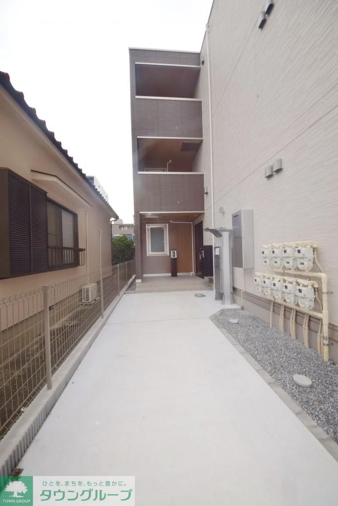 エントランス　エントランス