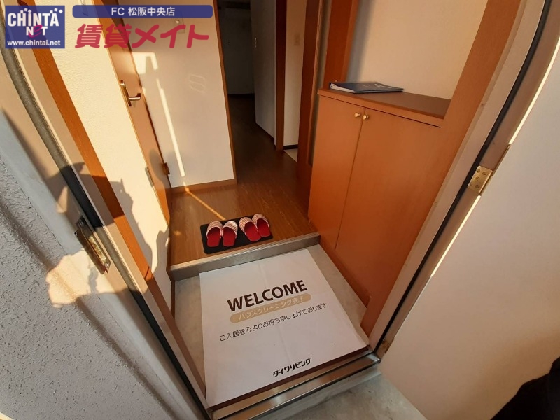 玄関　同型参考写真