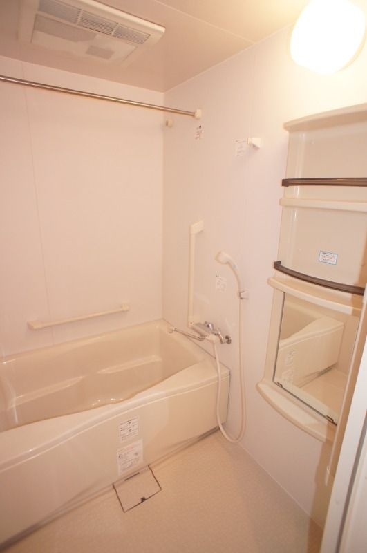 バス・シャワールーム　☆一日の疲れを癒すバスルーム☆