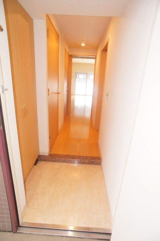 玄関　☆ドアを開けたら広がる綺麗な玄関☆