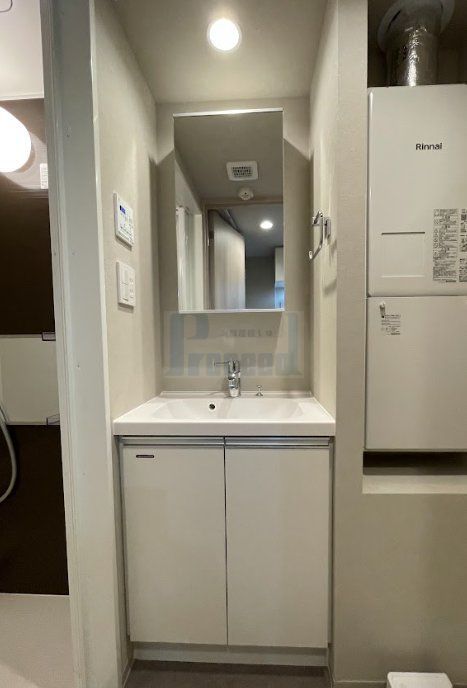 洗面設備　使いやすい独立洗面台☆