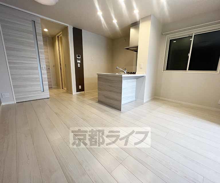 居室・リビング　二条徒歩圏内、追い炊き機能つき物件！