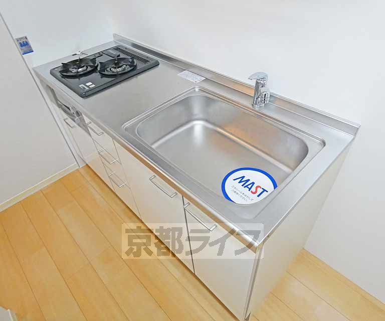 キッチン　ガスコンロ付きのキッチン