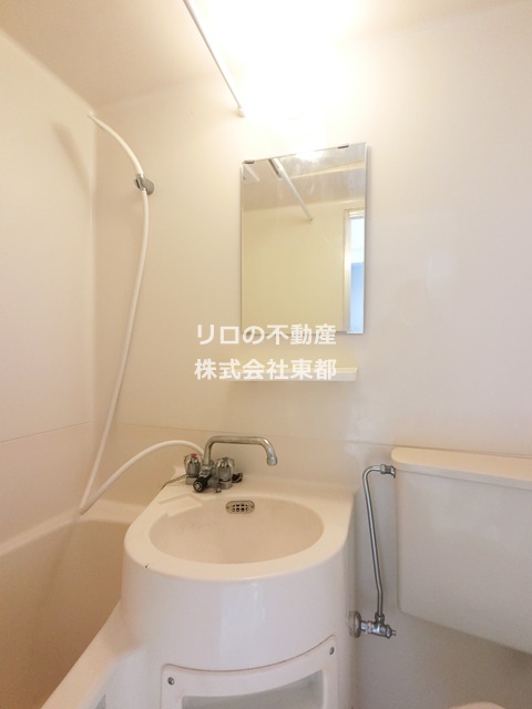 洗面設備　洗面台で身だしなみも整えられます♪