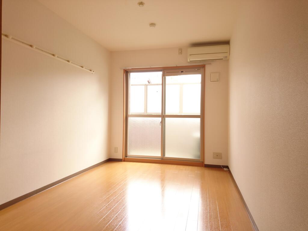 居室・リビング　洋室1