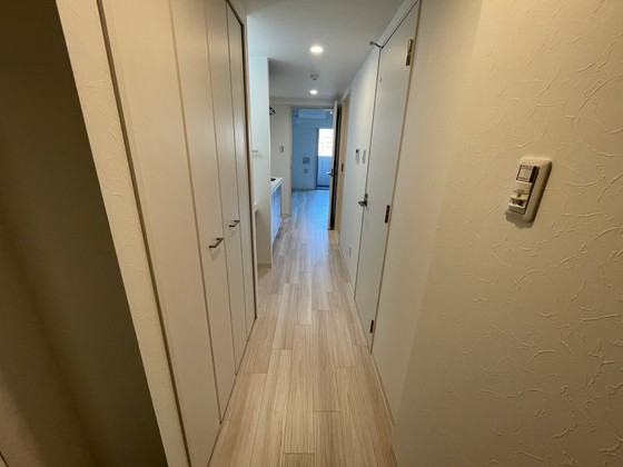 玄関　※別部屋の写真です