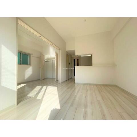 居室・リビング　落ち着いた雰囲気の洋室♪