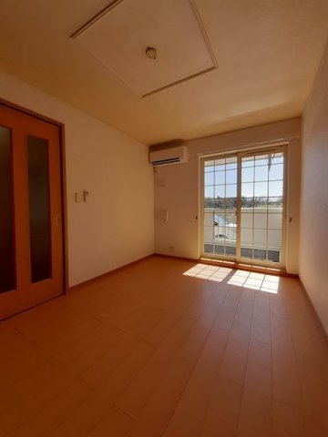 居室・リビング　ゆったりとした居間です