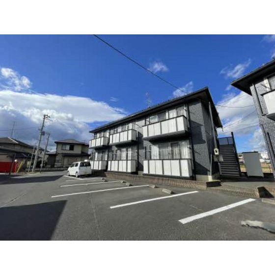 駐車場　１台込み無料です。