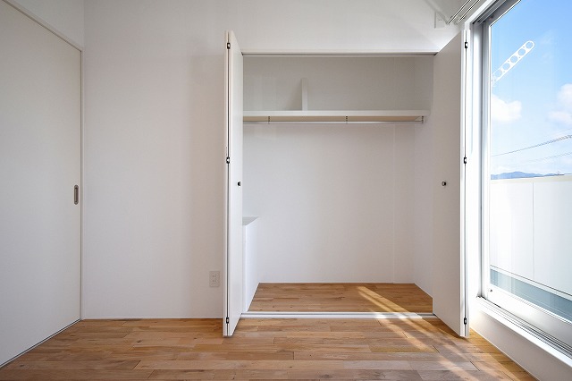 収納　ピース・ウィステリア A棟　(前回募集時の室内写真です)