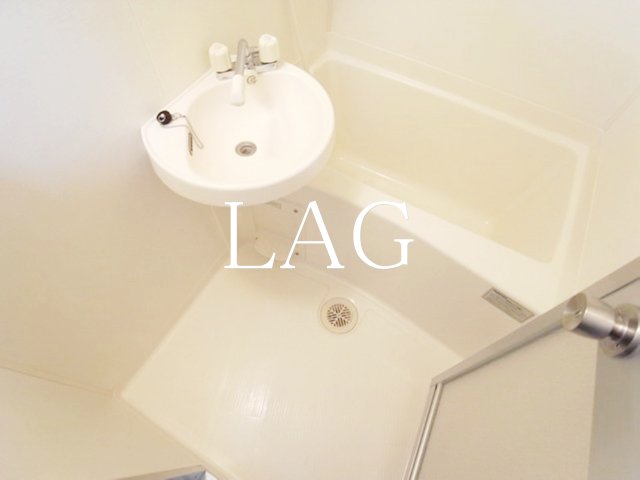 バス・シャワールーム　お風呂です。