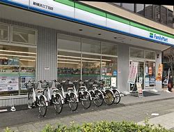 コンビニ　ファミリーマート 新横浜三丁目店（コンビニ）まで342m