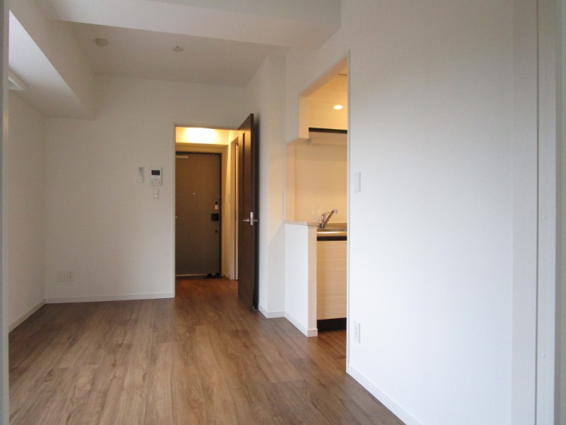 その他部屋・スペース　６．２帖の洋室です♪