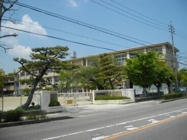 小学校　岡崎市立矢作北小学校（小学校）まで2393m