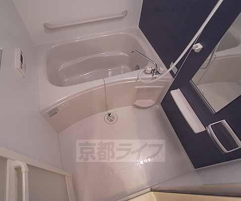 バス・シャワールーム　追炊き機能付きです