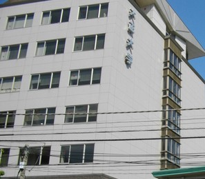 図書館　大正大学附属図書館（図書館）まで104m