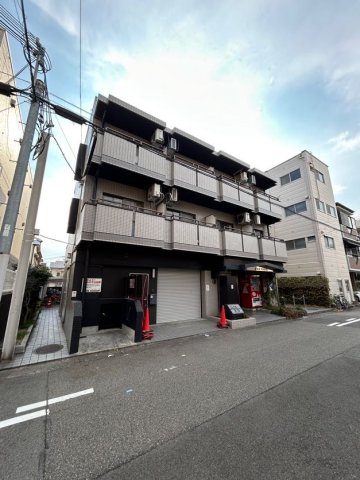 建物外観　落ち着いた雰囲気の外観です