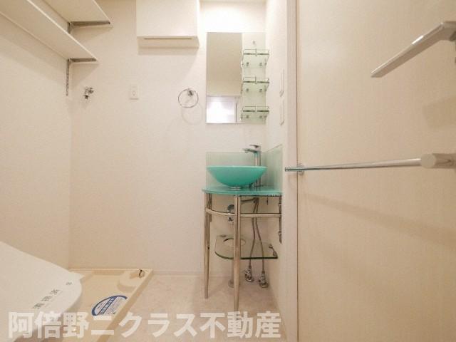 洗面設備　内装は同建物のイメージです。