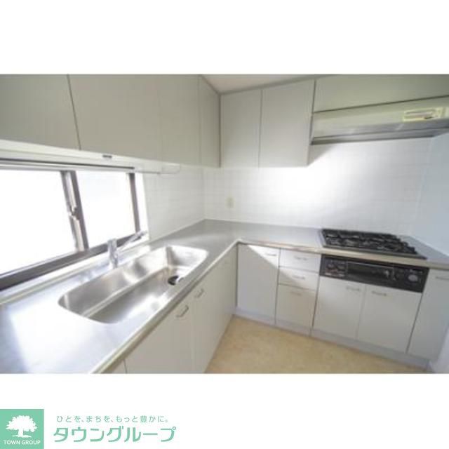 キッチン　※写真は同タイプ住戸です。