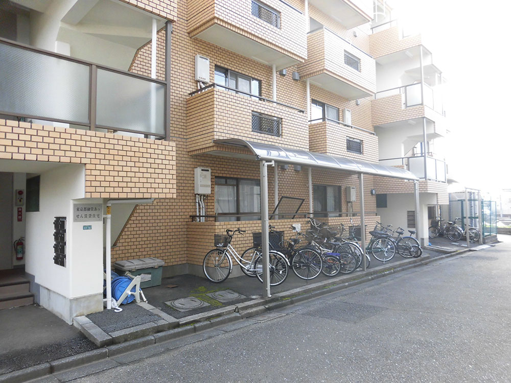 その他共有部分　屋根付き駐輪場