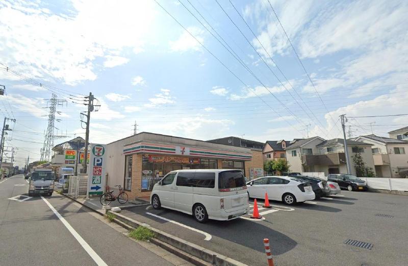 コンビニ　コンビニ（コンビニ）まで350m