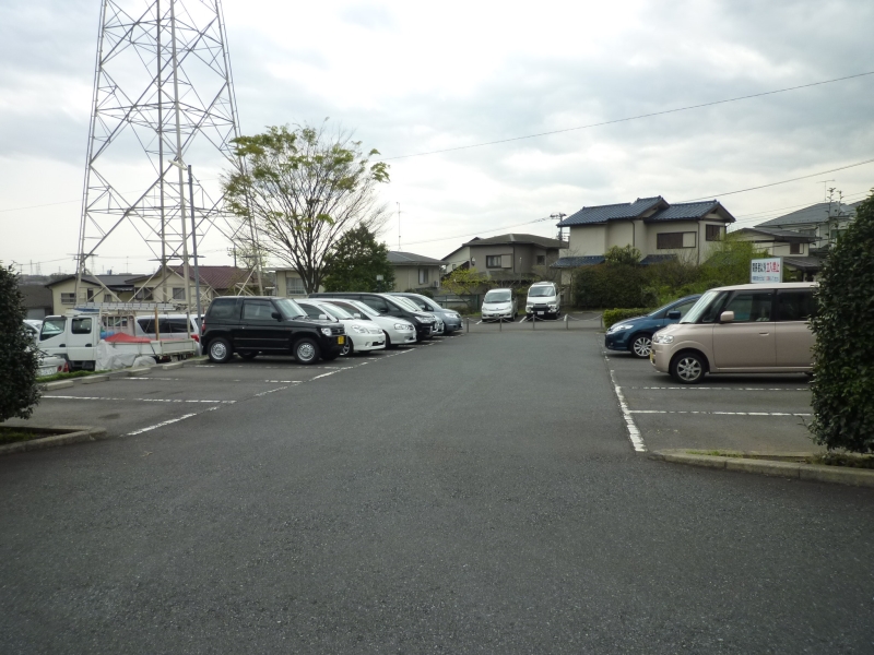 駐車場　平置き