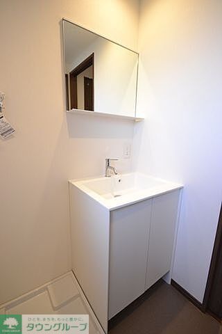洗面設備　お部屋探しは株式会社　タウンハウジング　までお気軽にお問合…