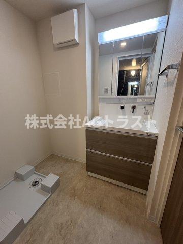 Start up Iの内装写真