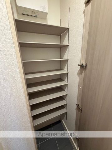 ブルマーレ湘南台の玄関写真