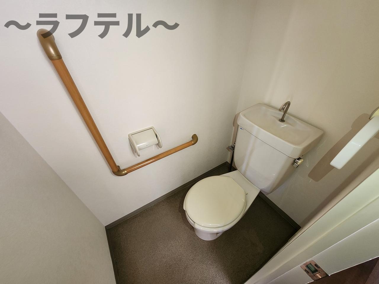 トイレ　別部屋イメージ写真
