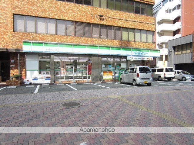コンビニ　ファミリーマート博多堅粕３丁目店（コンビニ）まで1392m