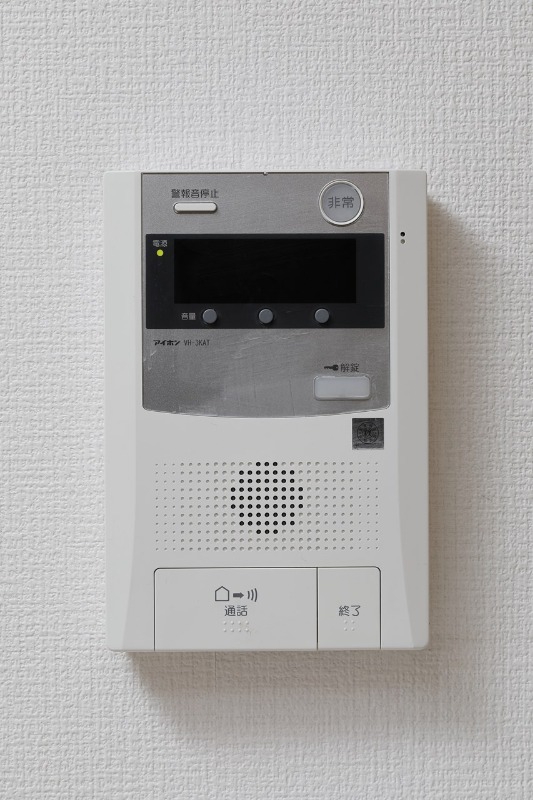 セキュリティ　モニター付きインターホン