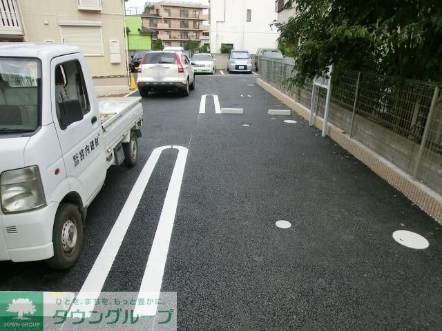 駐車場　敷地内駐車場