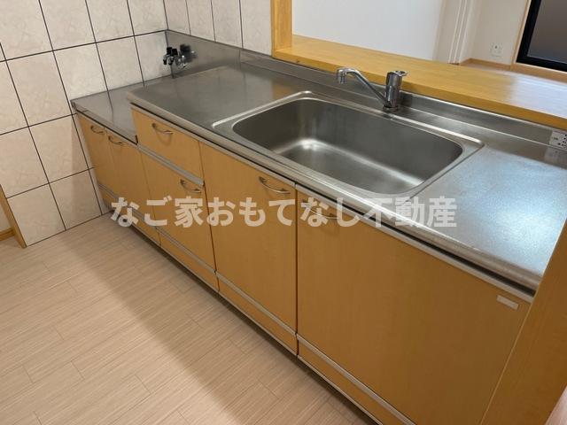 キッチン　グリスィーヌ　北名古屋市の物件はなご家おもてなし不動産へ。