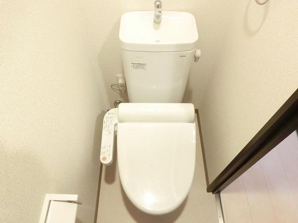 トイレ　ウォシュレット！