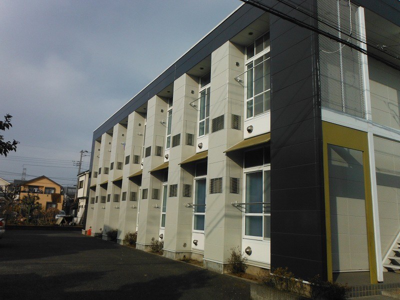 バルコニー　室外洗濯物干し場です。
