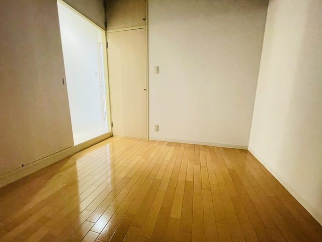 ロイヤルコートの内装写真