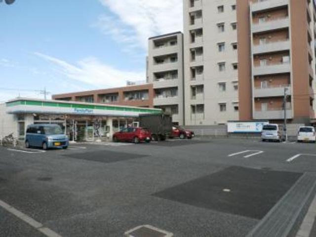 コンビニ　ファミリーマート石神井台七丁目店（コンビニ）まで475m
