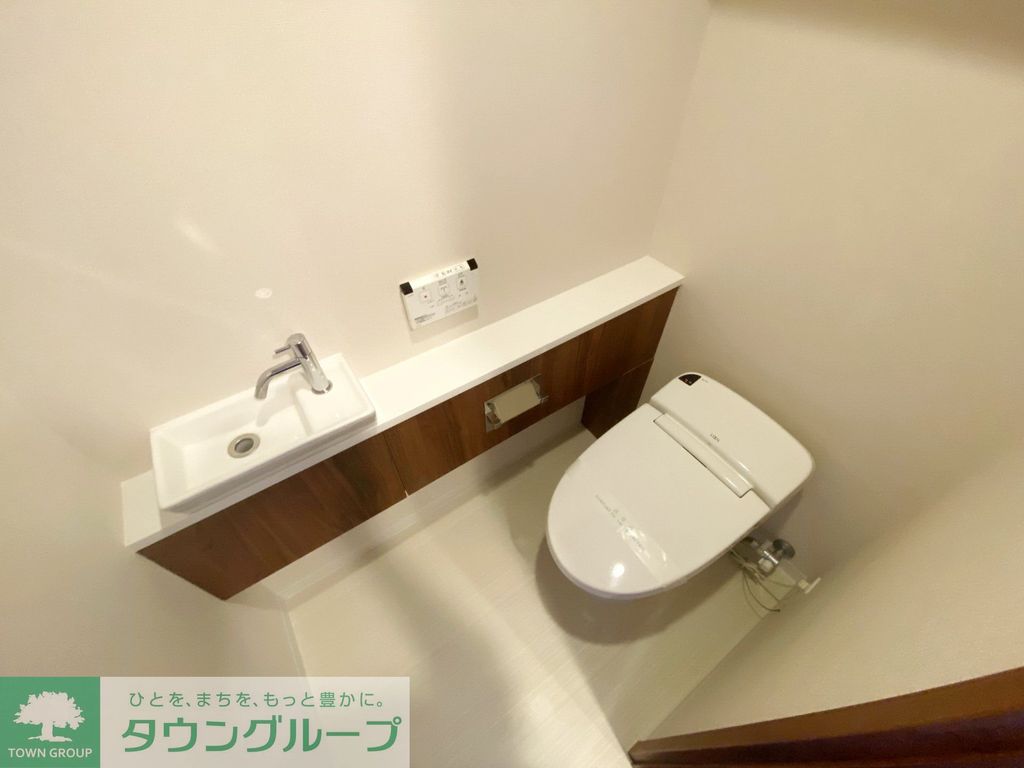 トイレ　トイレ
