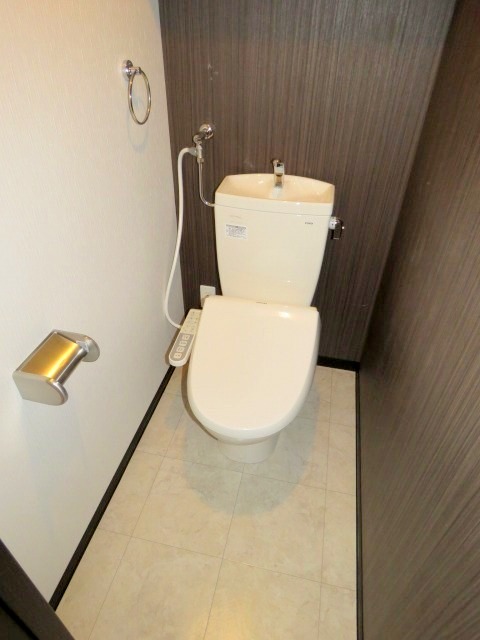 トイレ　☆ウォシュレット完備☆