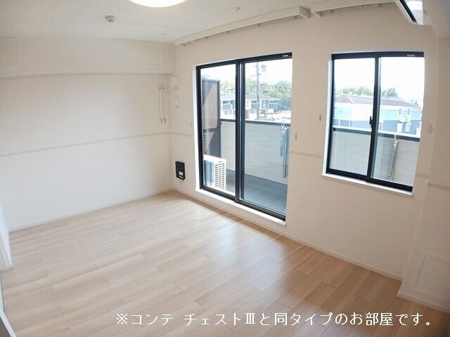 ＪＲ湖西線 堅田駅 徒歩13分 3階建 新築の居間写真