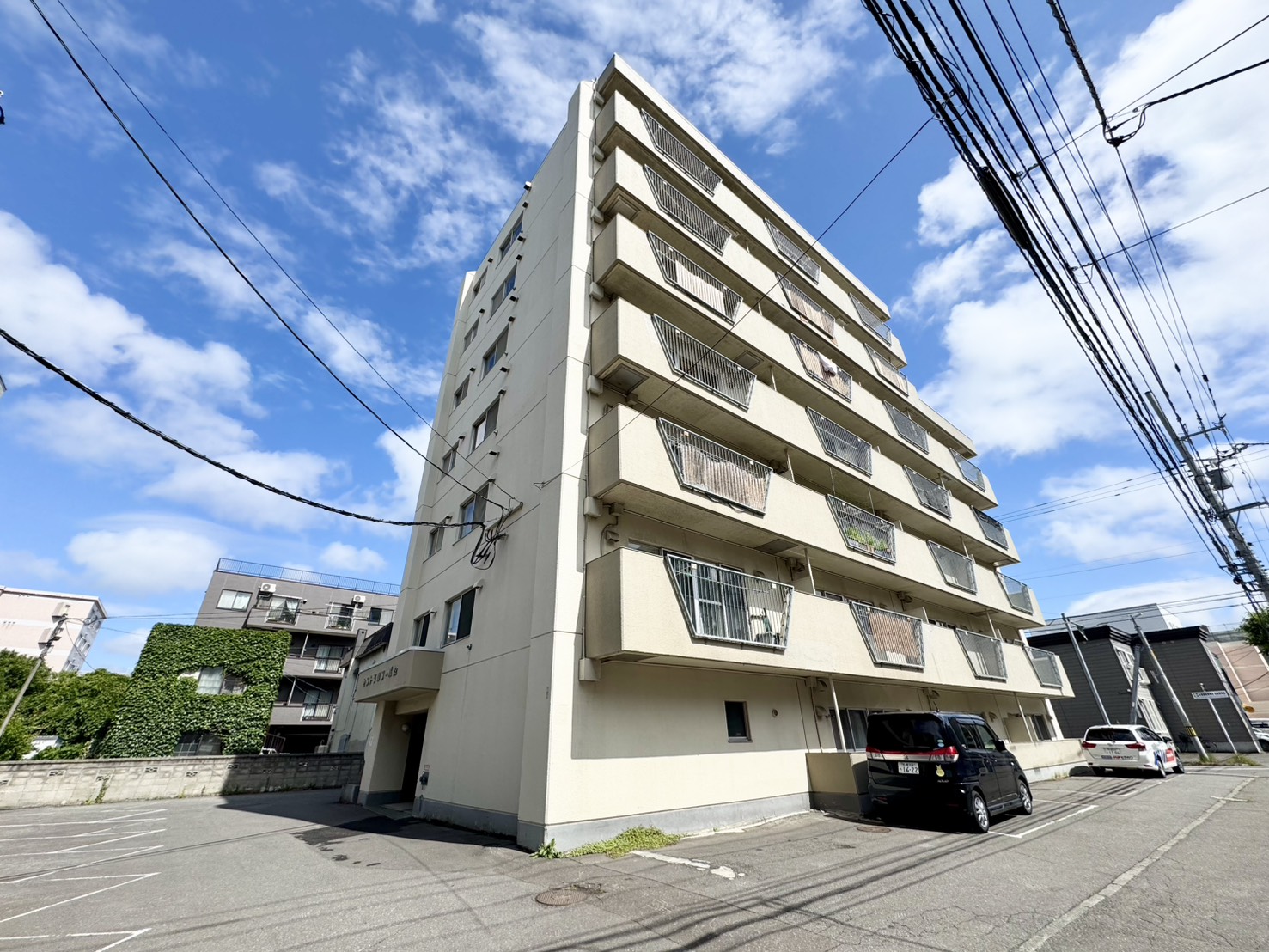 建物外観　【セントラルコーポ２２♪】