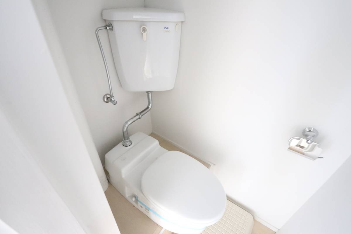 ＪＲ鹿児島本線 千鳥駅 徒歩12分 4階建 築62年のトイレ写真