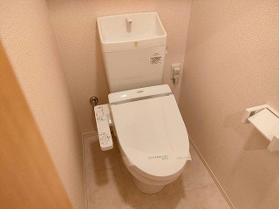 トイレ　※別部屋の写真です