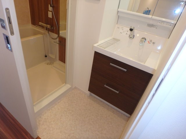 洗面設備　他のお部屋の参考写真です。