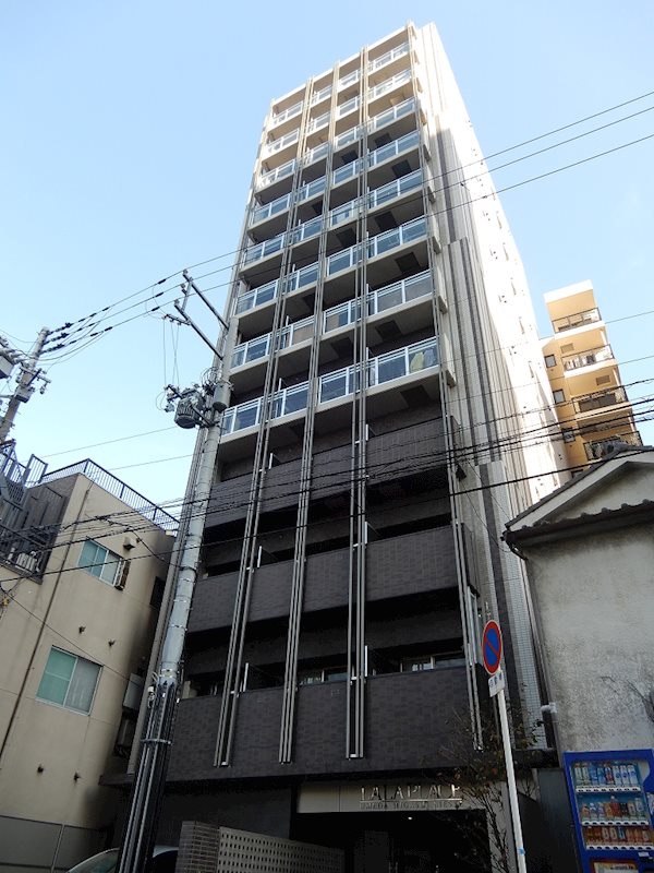 ララプレイス梅田東シエスタの外観写真