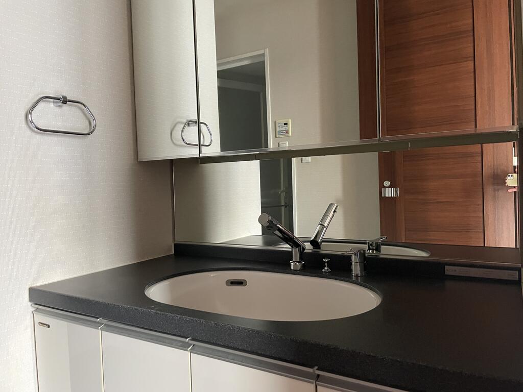 ライオンズマンション神戸栄町通の内装写真