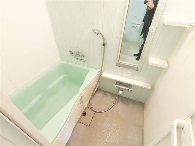 バス・シャワールーム　浴室