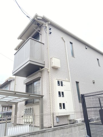 広島市中区舟入幸町のアパートの建物外観